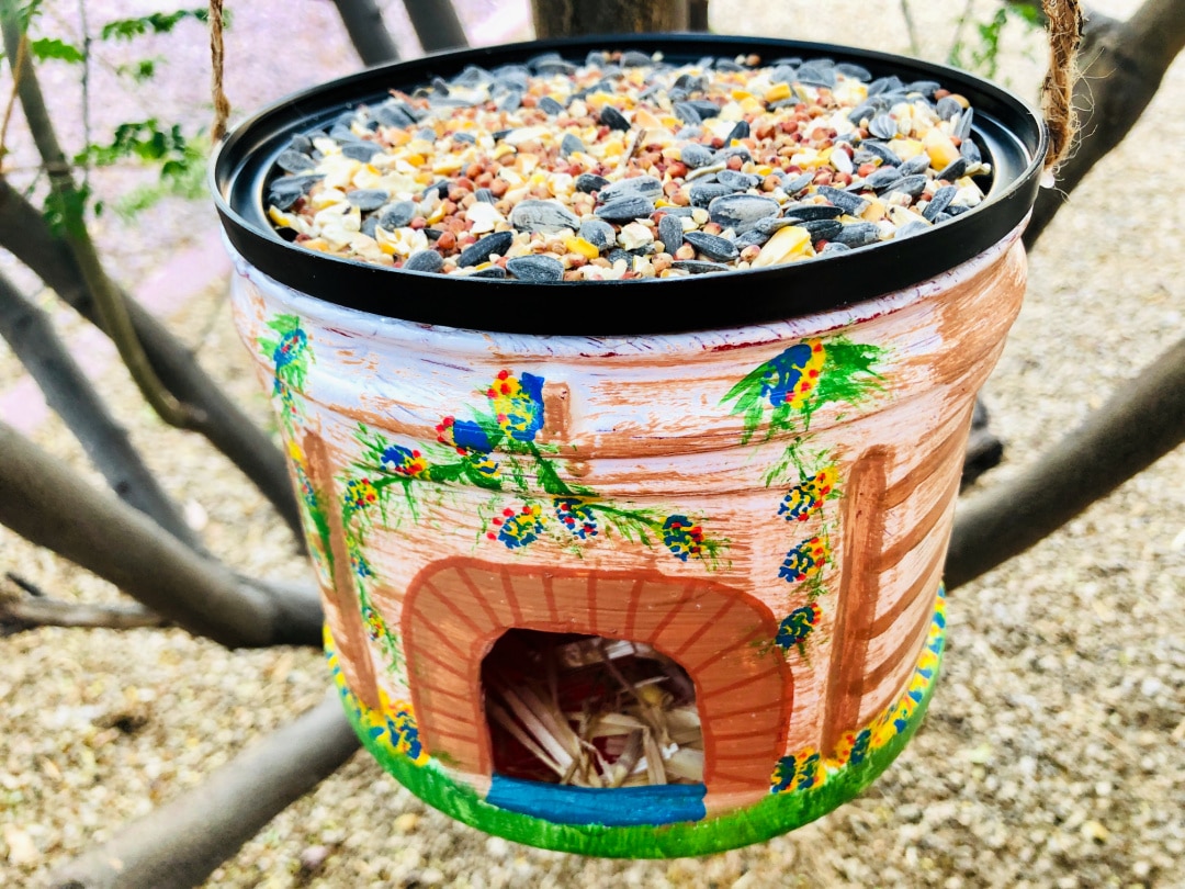 31 Uses for Coffee Cans, Baby Formula Cans, or Other Containers